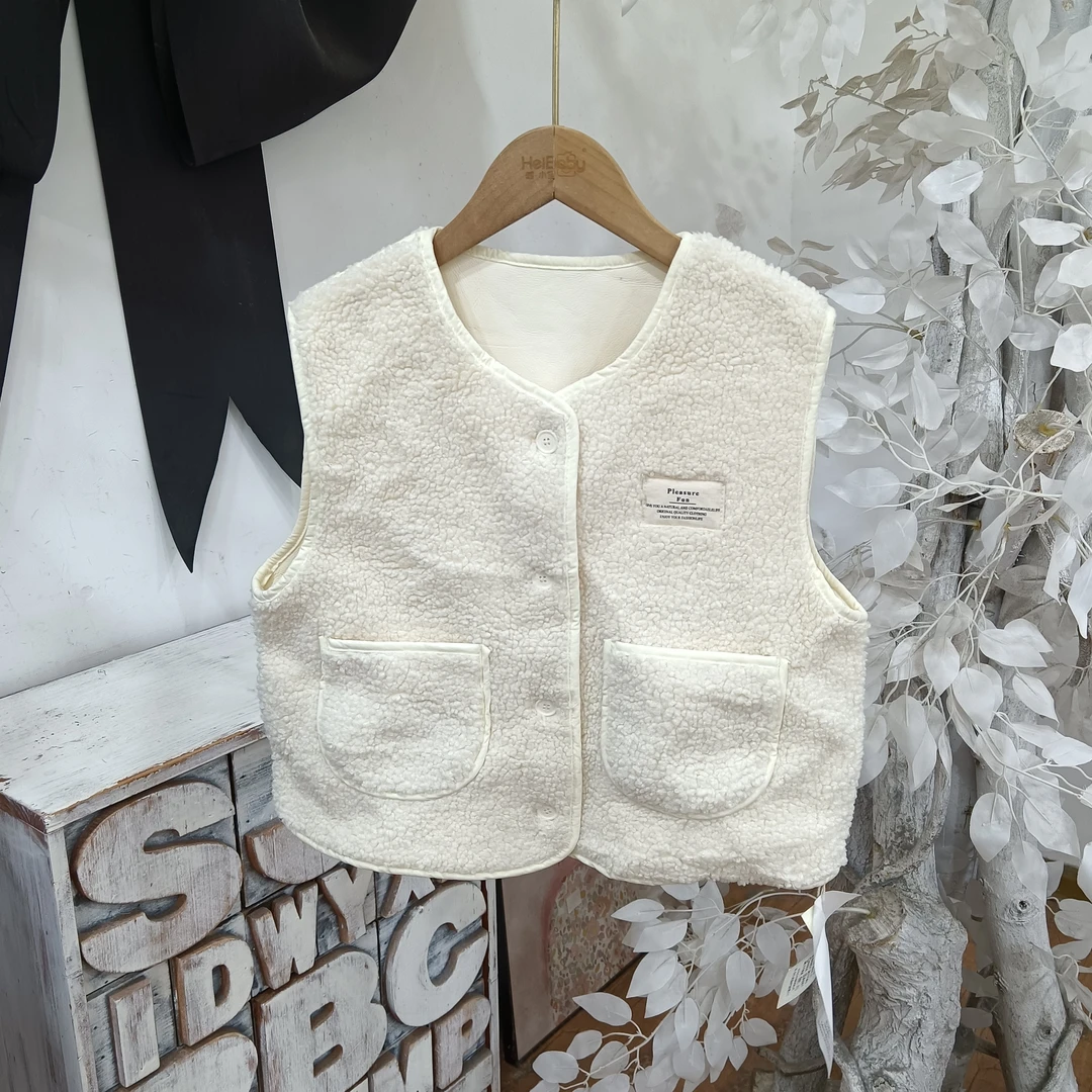 J033米色休闲马甲/喵可