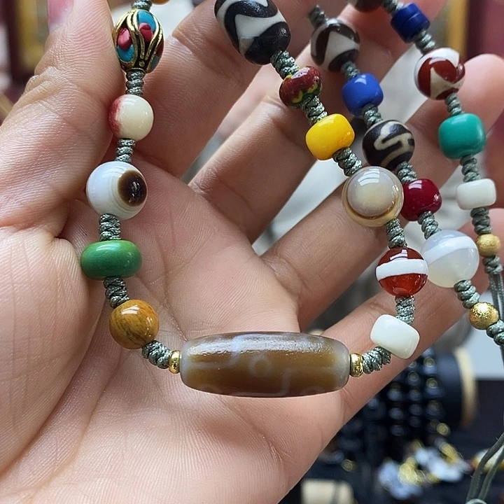 玛瑙/玉髓合金颈饰