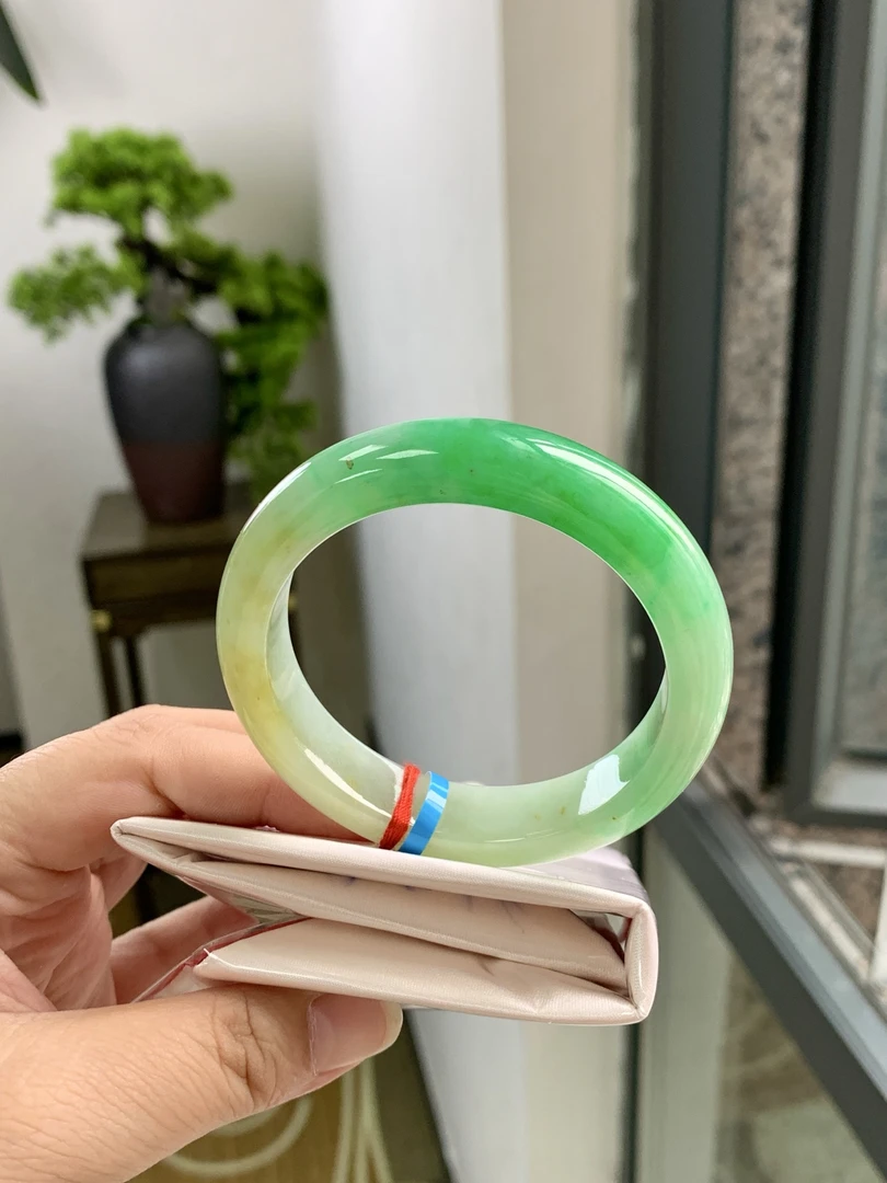 53圈黄加绿天然翡翠手镯正圈平洲天然缅甸A货1225G-LY57