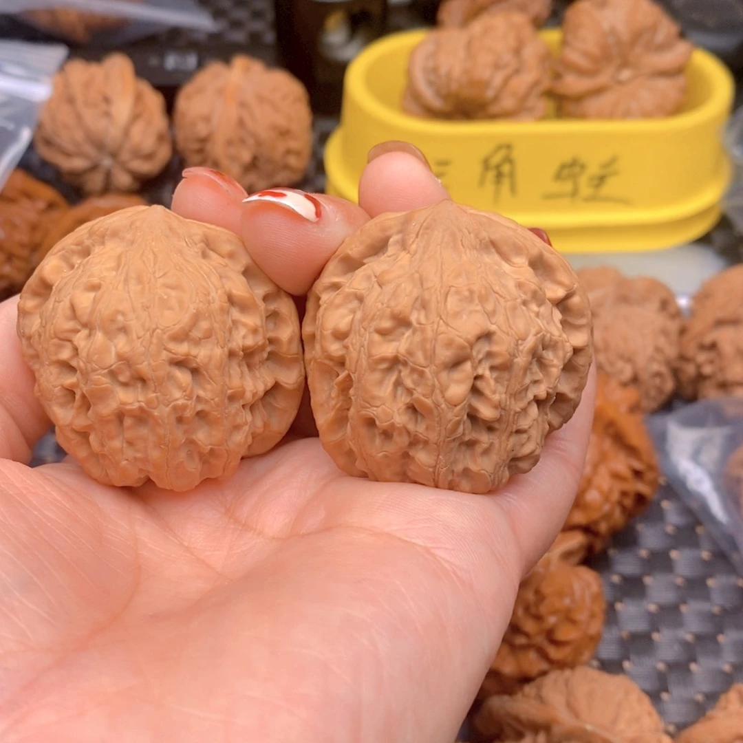 桃核吊坠洪*文玩核桃