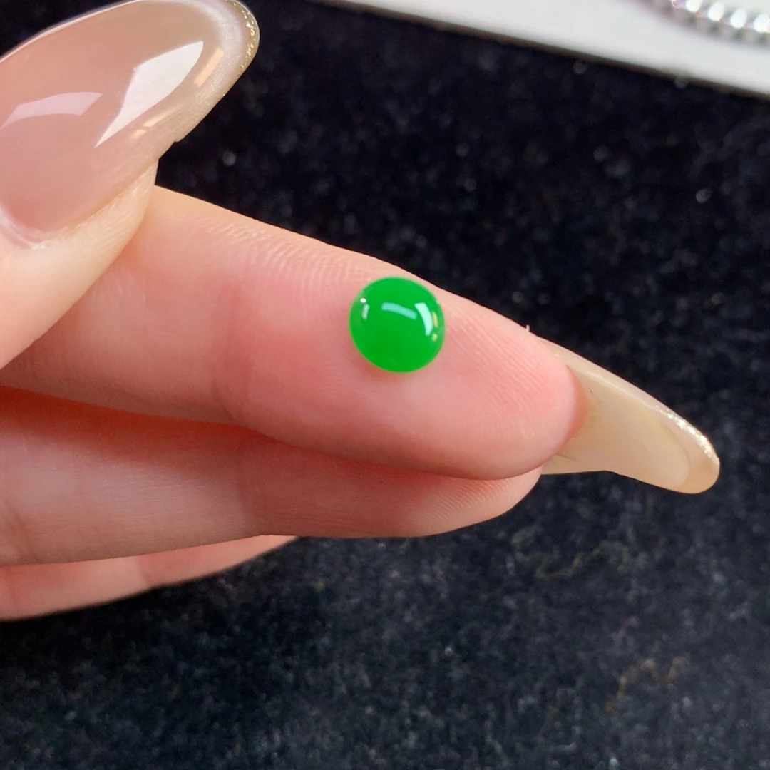 翡翠裸石6.83-2.77蛋面蛋面