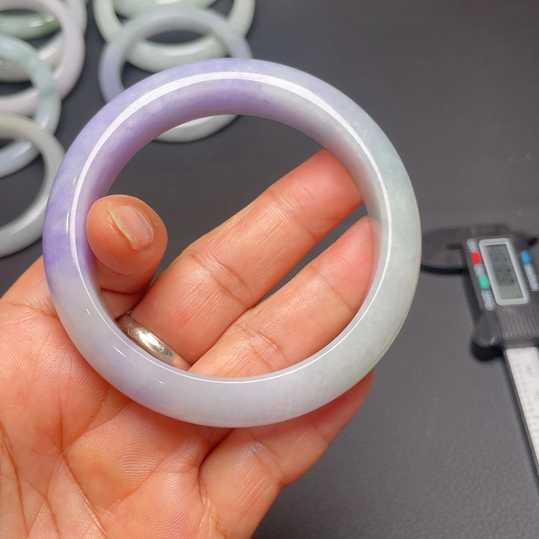 翡翠未镶嵌手镯紫罗兰