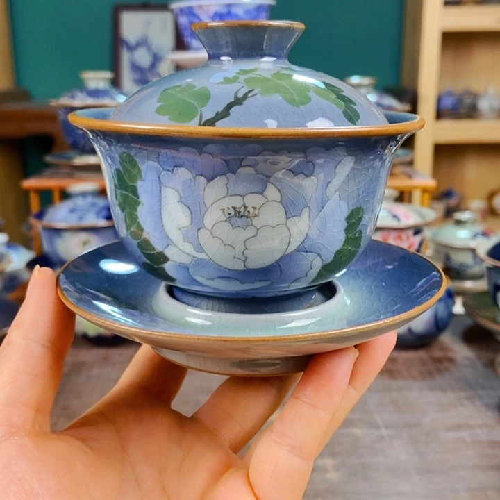 瓷片手工制作工艺精湛等