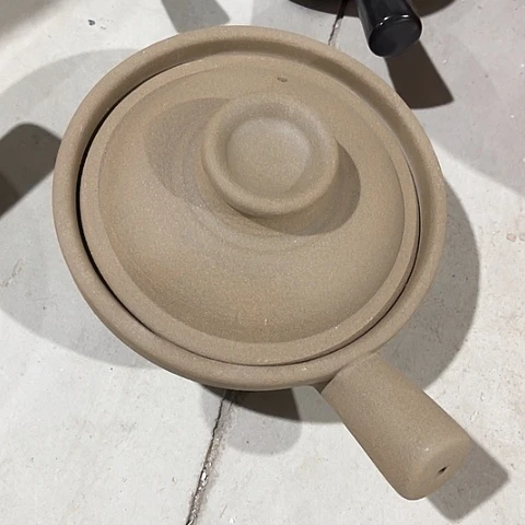 微瑕，明火，口径21，高7带盖1.2L