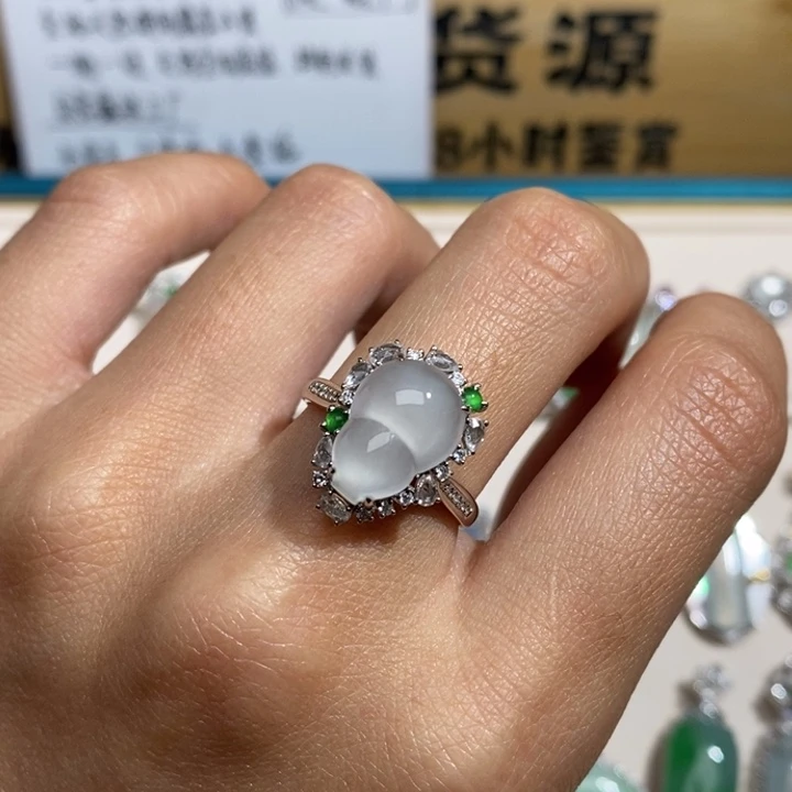 翡翠颈饰18K金镶嵌…