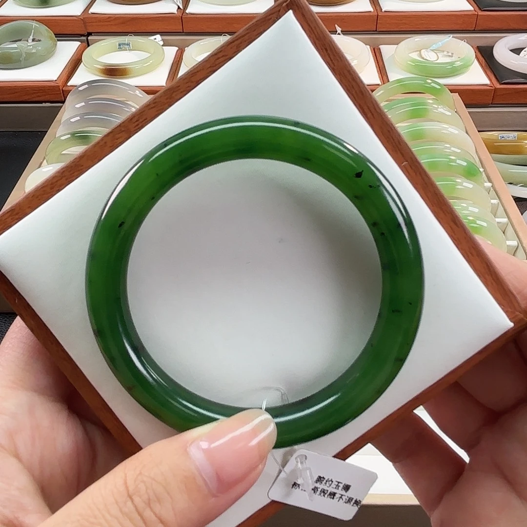 和田玉未镶嵌手镯56辣绿圆条