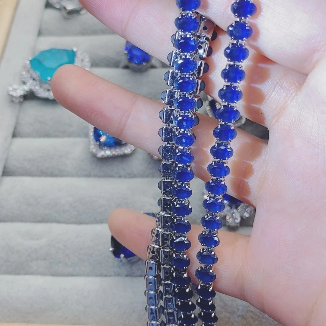 【闪购商品】银S925镶嵌耳饰托帕石