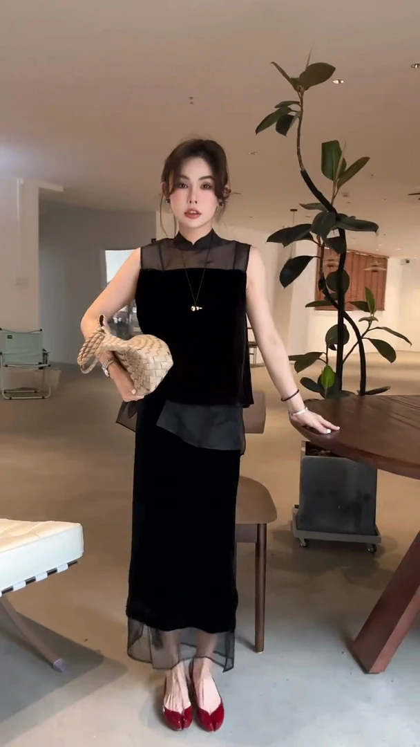 91高级感女装夏季新款立领无袖网纱拼接上衣半身裙丝绒套装