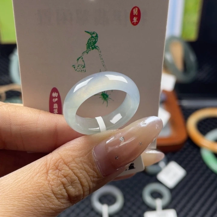 翡翠未镶嵌戒指天然