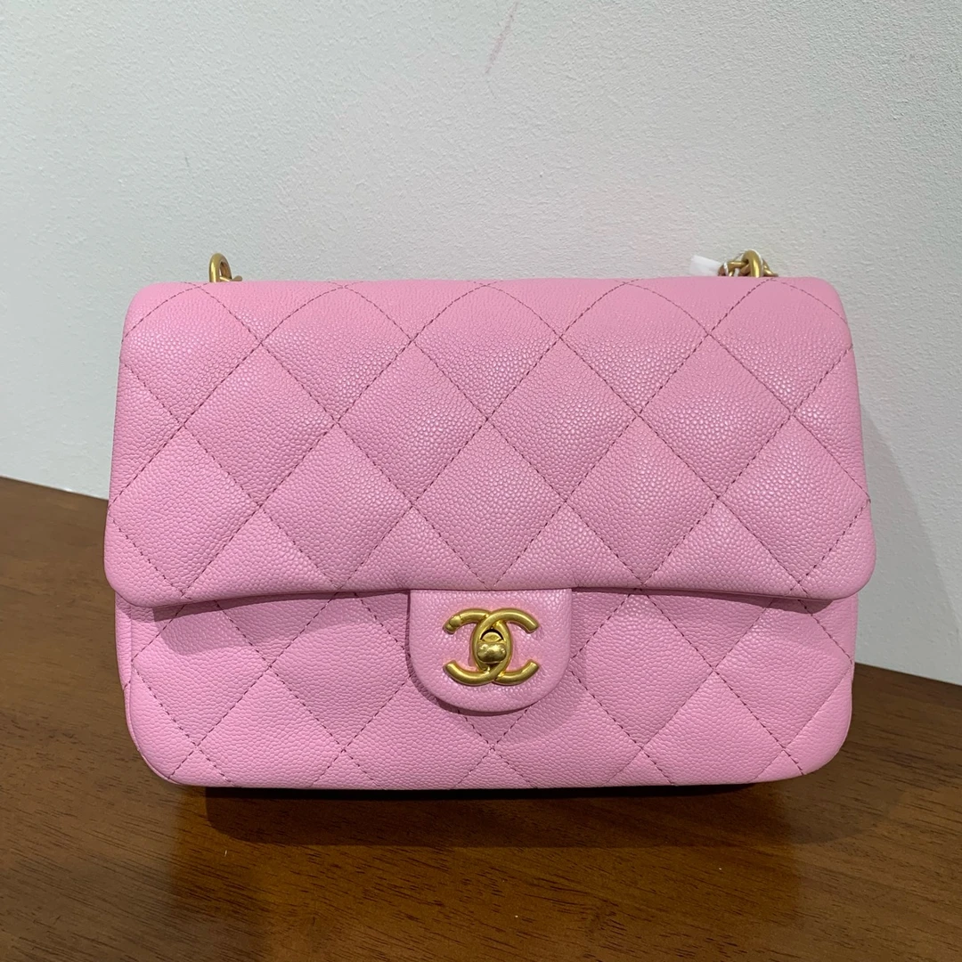 99新 Chanel/香奈儿 23P樱花粉金扣荔枝牛爱心调节扣大号方胖子