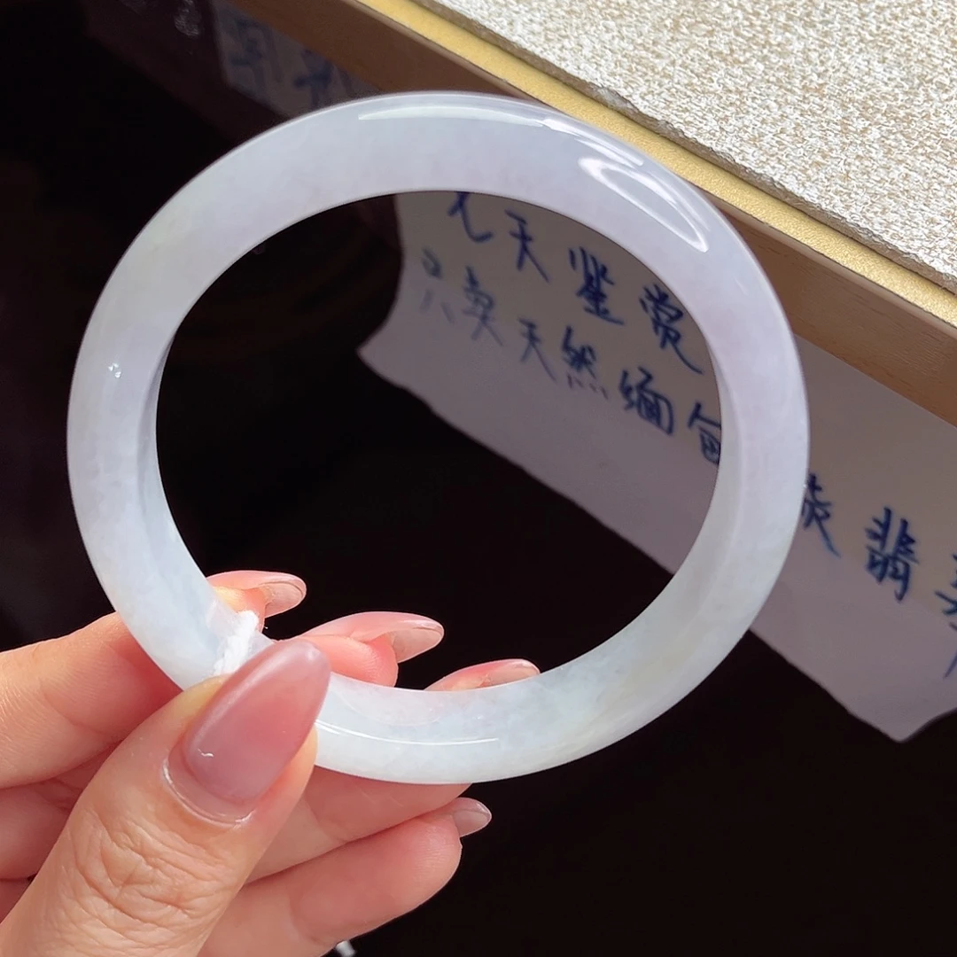 翡翠未镶嵌手镯手镯