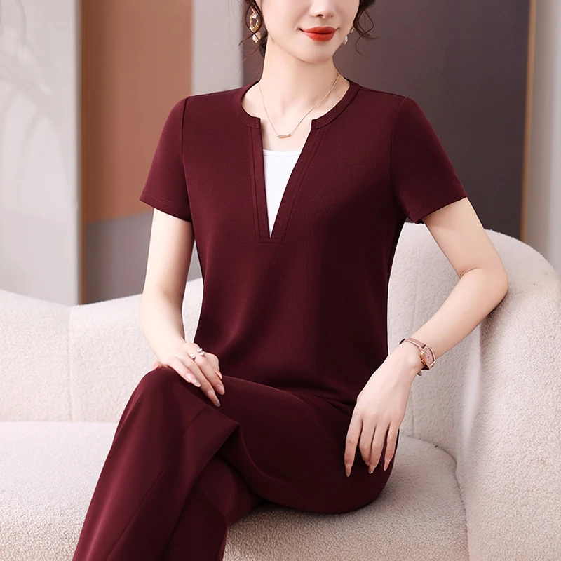 中老年运动服套装女2025年新款夏季洋气妈妈装气质V领短袖两件套