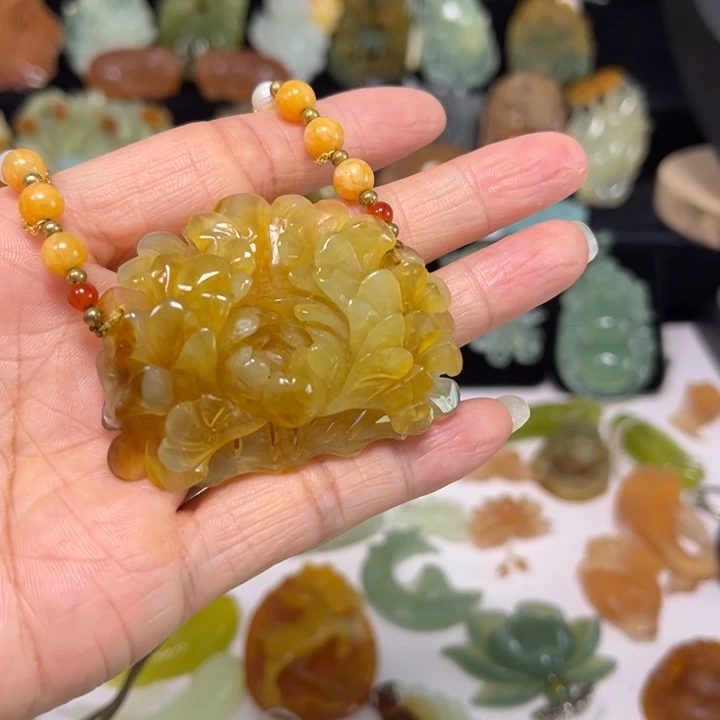 蛇纹石玉未镶嵌吊坠(赠链)