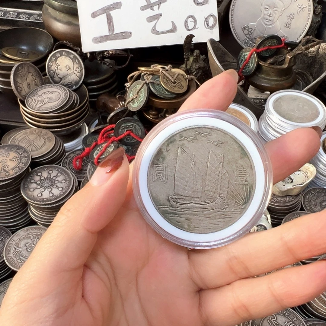 金属复古风格摆件