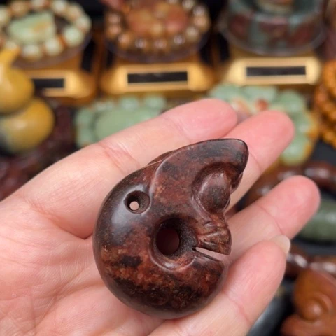 岫岩河磨玉（透闪石质玉）1未镶嵌