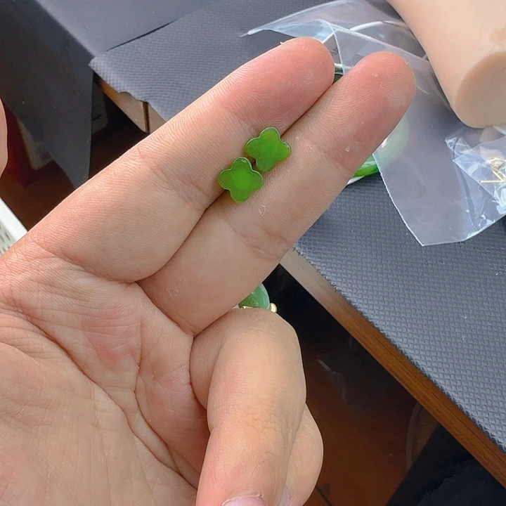 和田玉（碧玉）耳饰银S925镶嵌