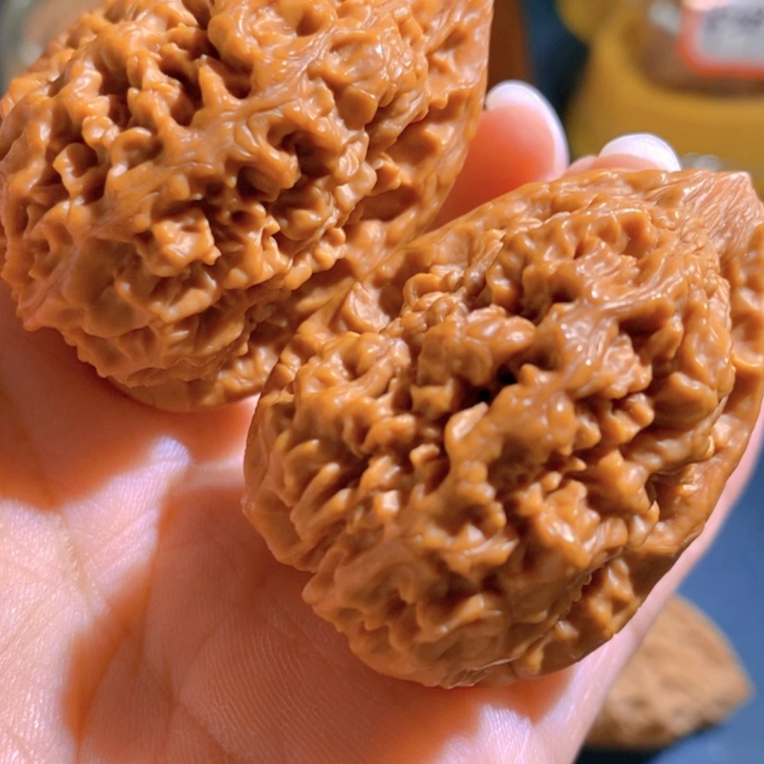 【闪购商品】文玩核桃吊坠_****、通天塔