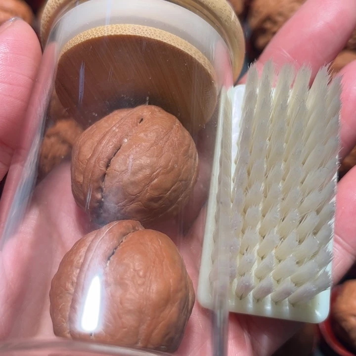 小***员文玩核桃把件3557789