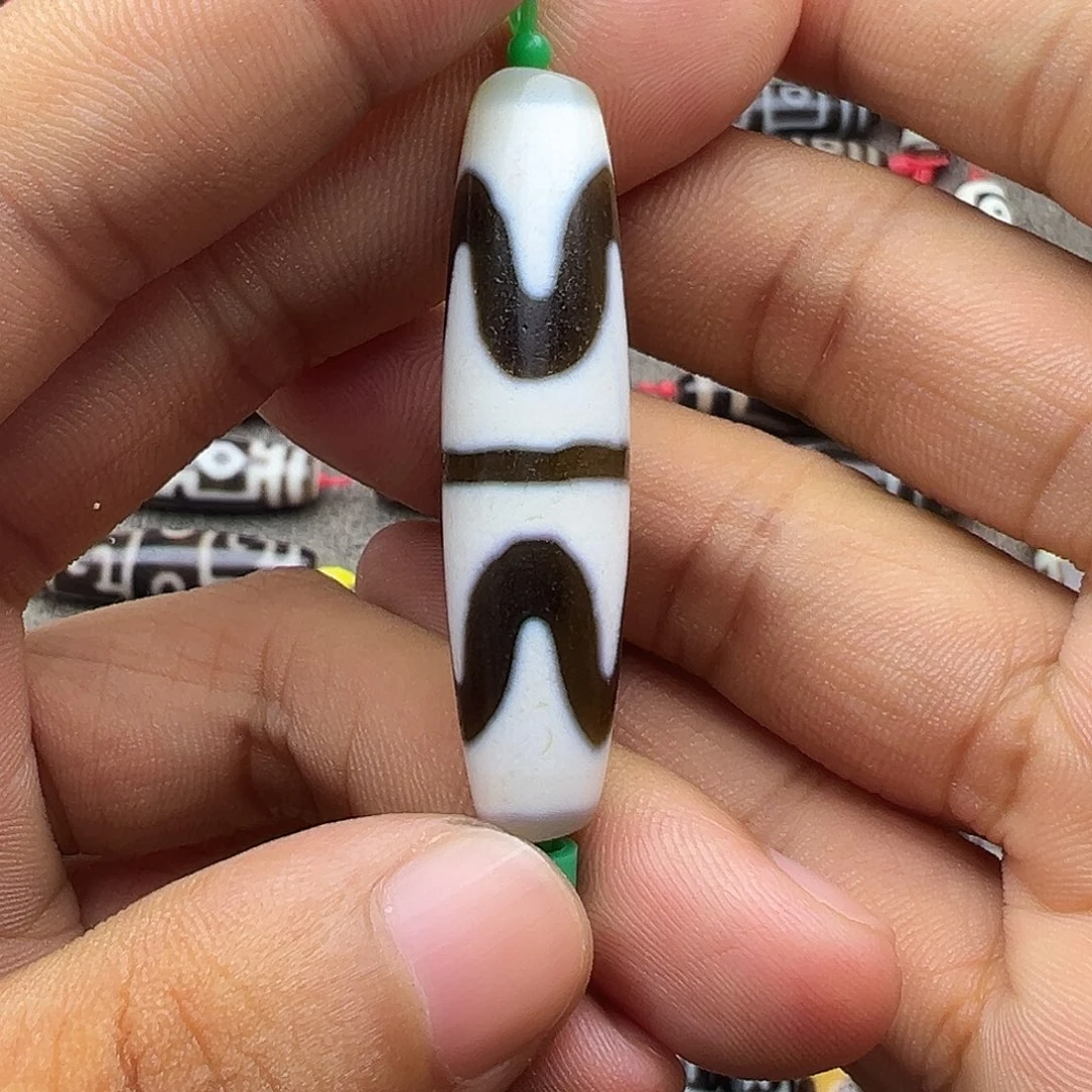 玛瑙/玉髓未镶嵌吊坠(不含链)行运天珠