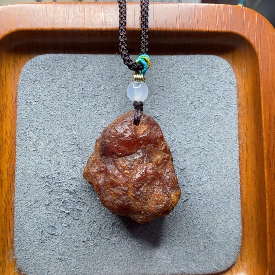 魔***音蜜蜡未镶嵌颈饰郎