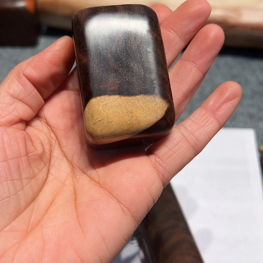 交趾黄檀（大红酸枝）陪**读