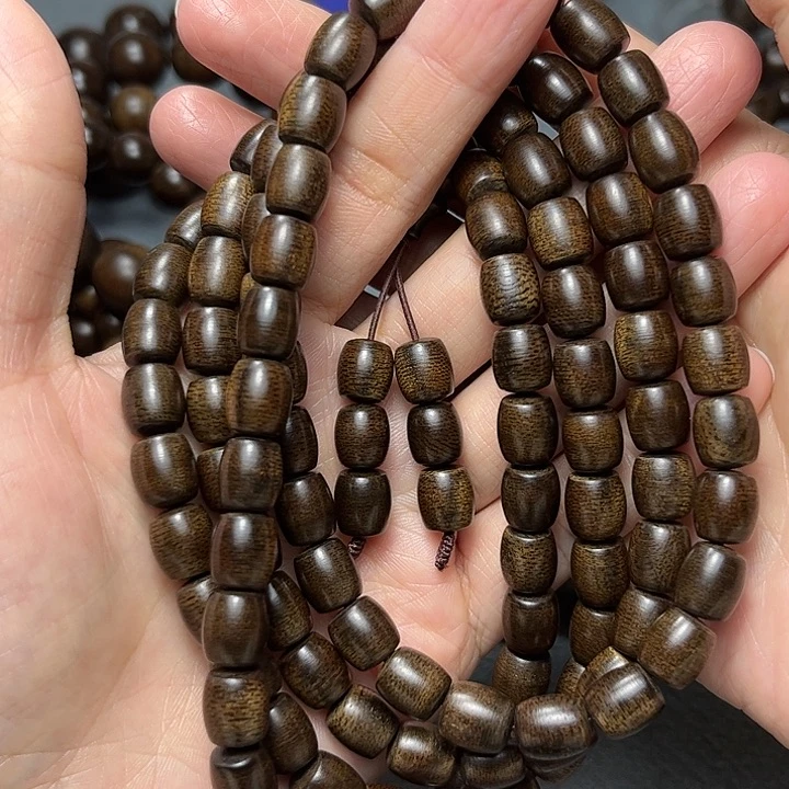 沉香手串白棋玉化