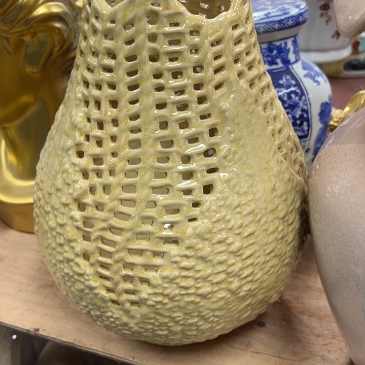 瓷片瑕疵瑕疵陶瓷。。。。。。。。。。