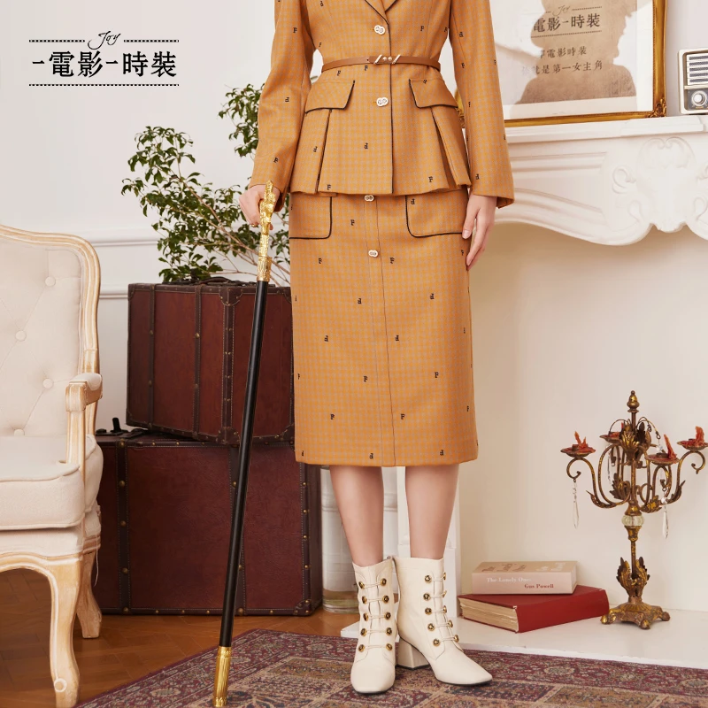 【芊芊专属】一电影一时装春季新款logo绣花格纹包半裙FEEQ113599