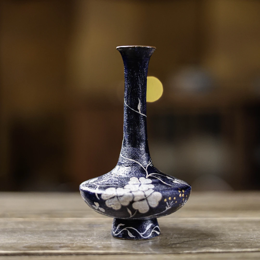 【见珊】炼陶-四叶草花插（蕉白S0711）