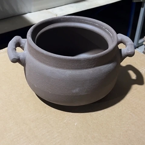 微瑕，明火，口径约19高14，变形把子有裂痕，3L无盖