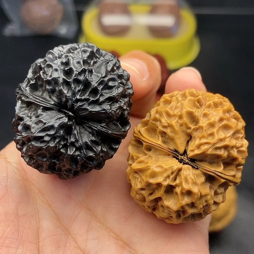 【闪购商品】把件文玩核桃38尺铁绣球