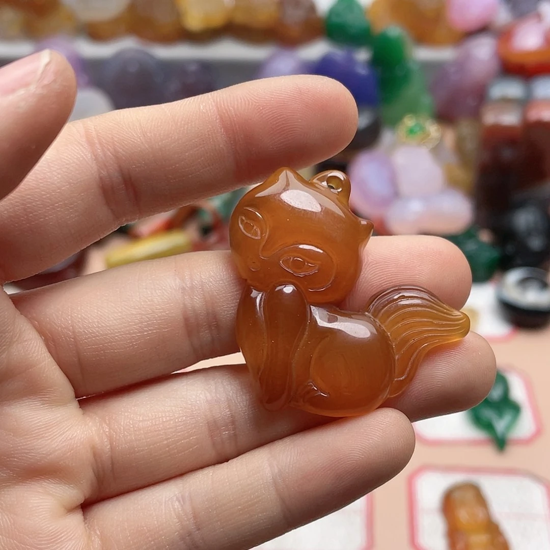 玛瑙/玉髓颈饰合金随****?