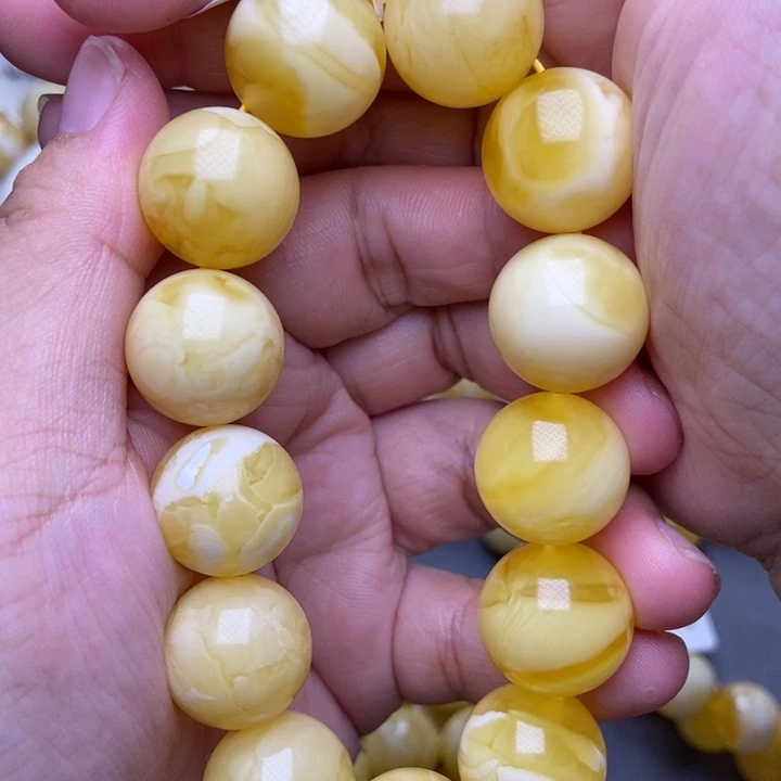 未镶嵌琥珀裸石蜜蜡86