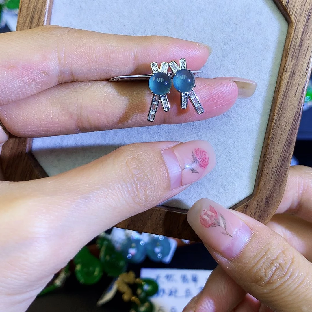 翡翠耳饰银S925镶嵌天然翡翠耳钉