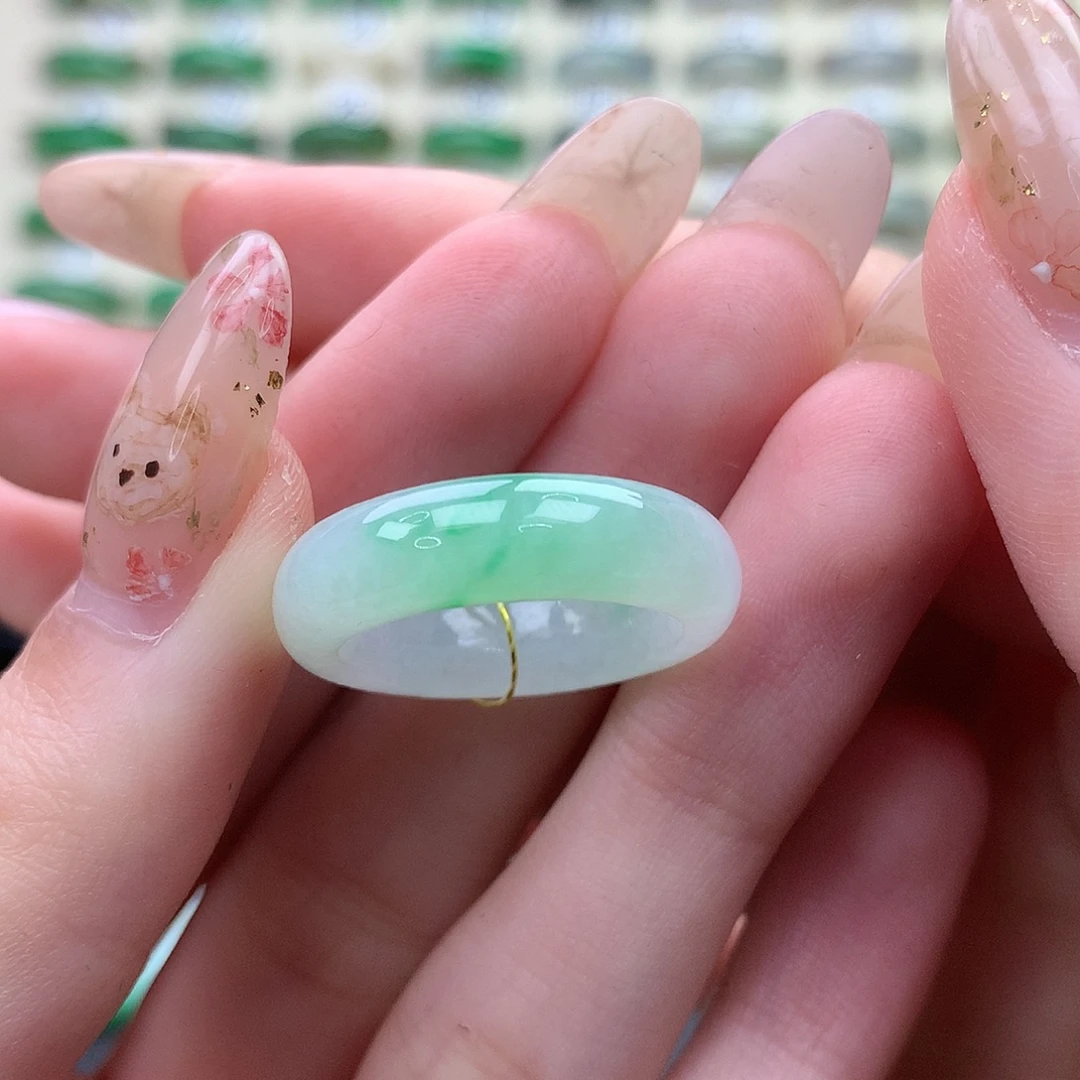 翡翠未镶嵌戒圈港15