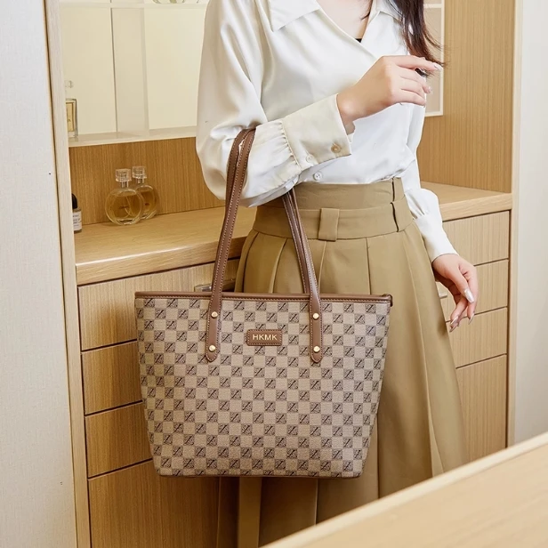 包包2023新款时尚大容量单肩通勤手提春夏