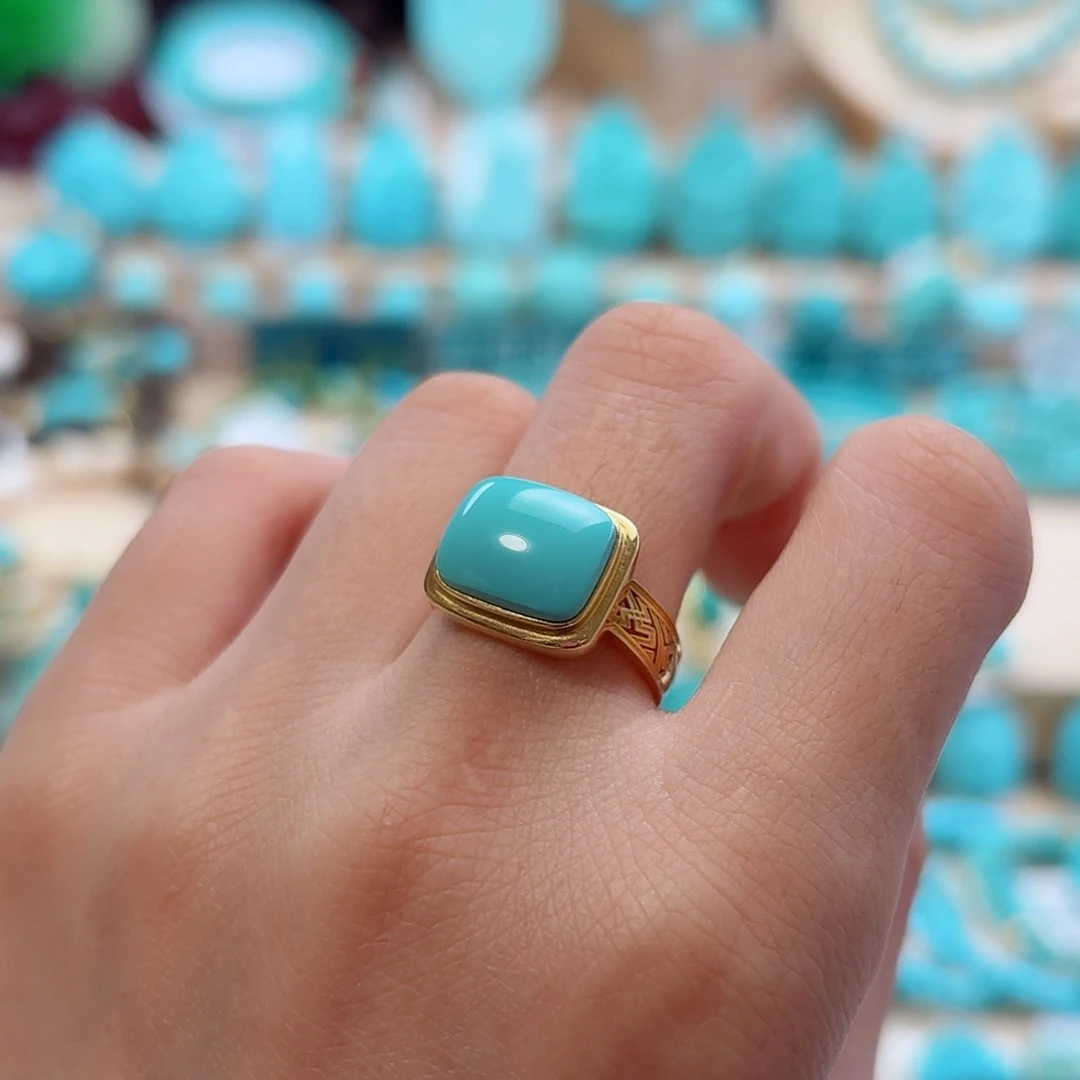 绿松石18K金镶嵌珠宝奇石