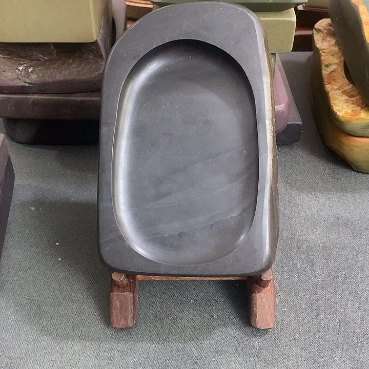 广东肇庆原石端砚