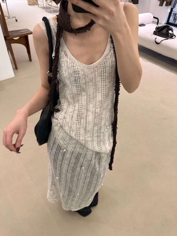 SANSTORE RODERIC WONG 钉珠闪片针织连衣裙 25春夏