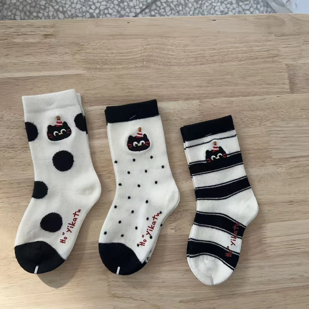 ykt8179-伊卡兔羊毛黑白波点条纹儿童羊毛袜