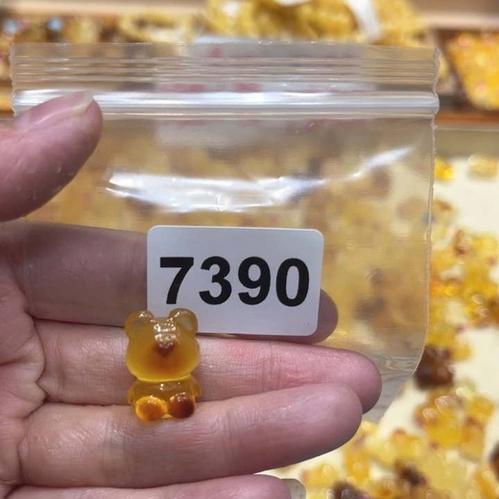 未镶嵌颈饰琥珀蜜蜡