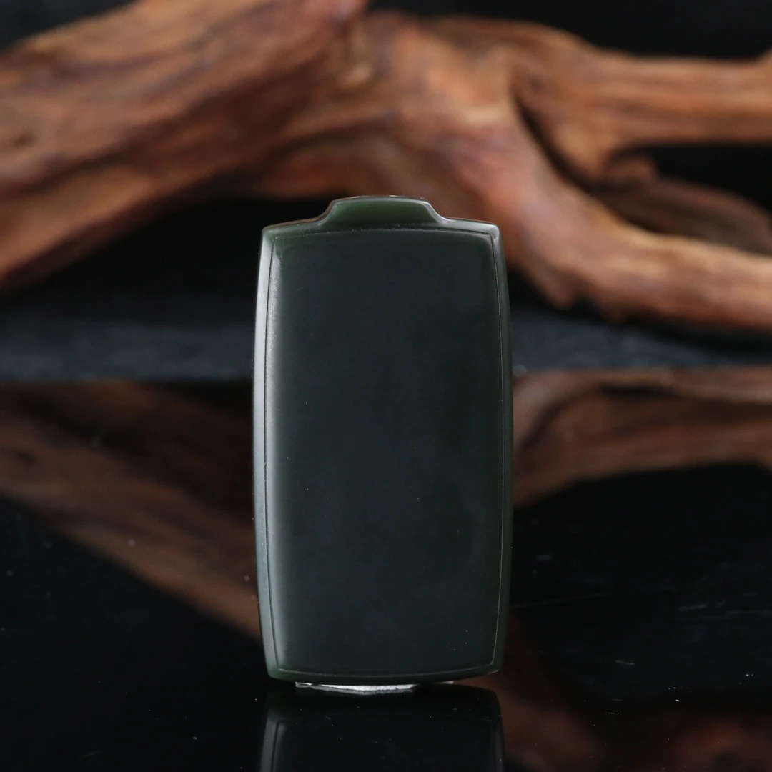 11和田玉塔青无事牌/600838北京中保拍卖