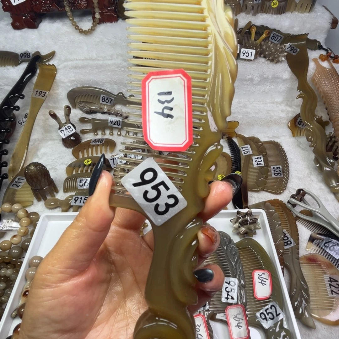 一***言牛角牛角梳是最适合自己