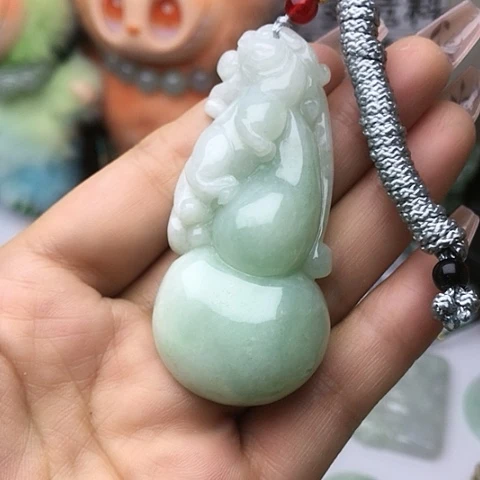 颈饰未镶嵌翡翠葫芦吊坠