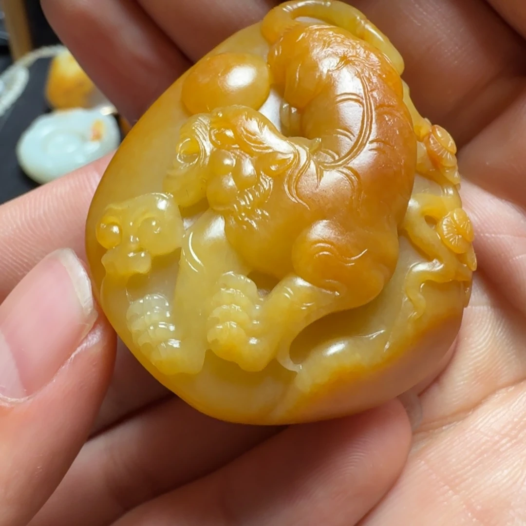 和田玉未镶嵌挂件