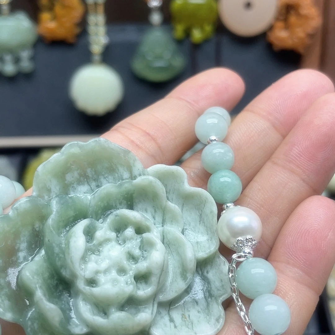 未镶嵌蛇纹石玉项链