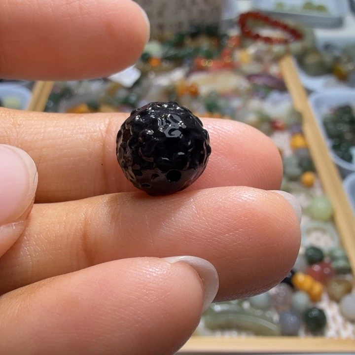 和田玉未镶嵌珠宝半成品