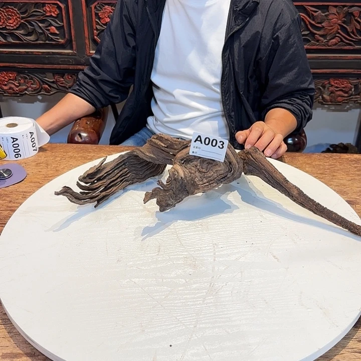 *****A003。云南木艺轩根艺