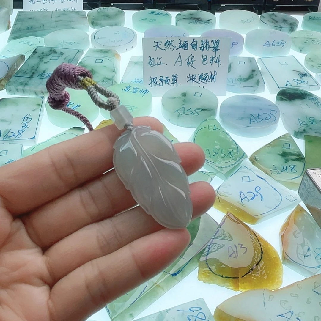 定制翡翠未镶嵌天然缅甸翡翠A货