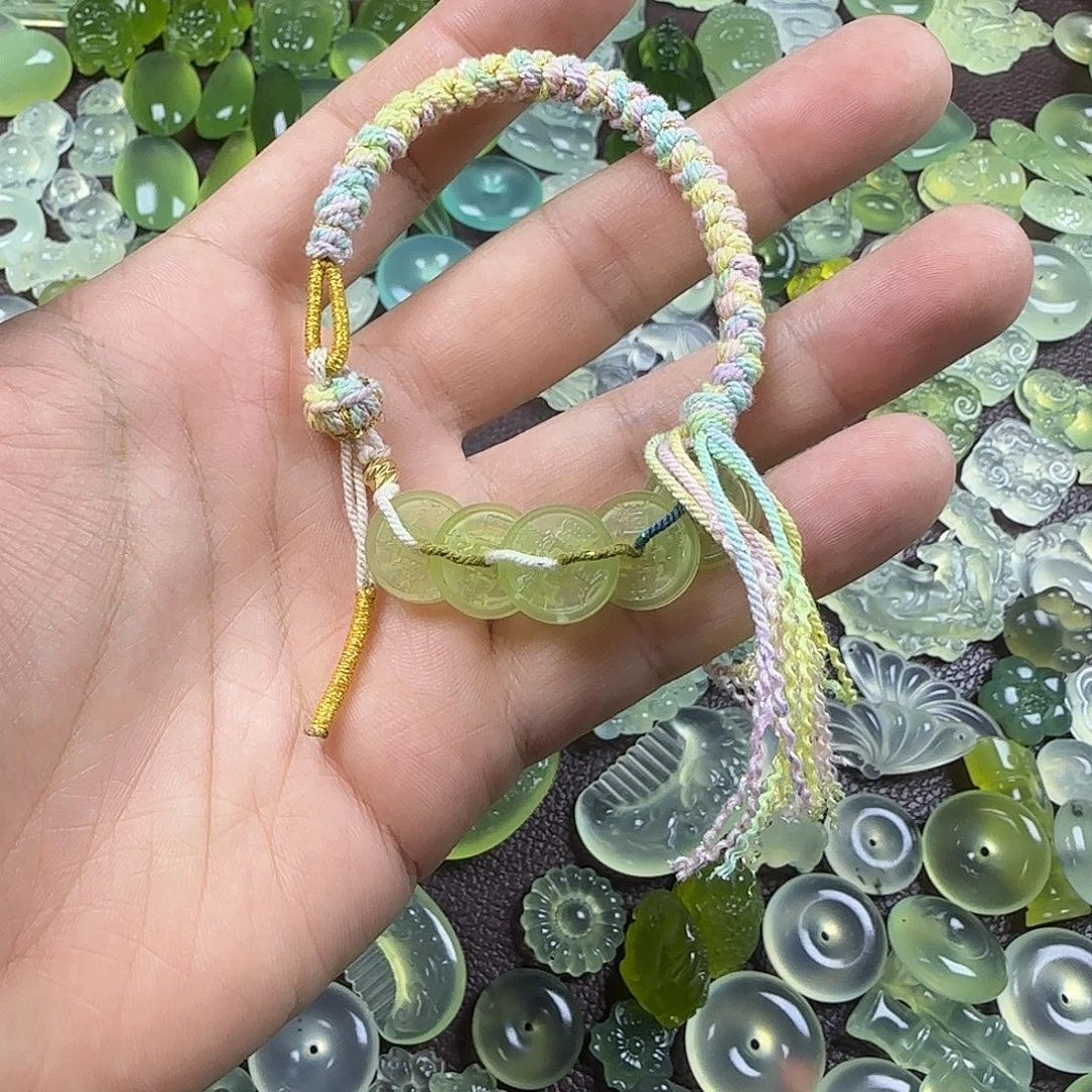 蛇纹石玉未镶嵌岫玉吊坠